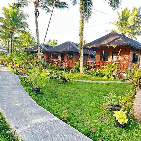 Cris & Mar Homestay Burgos  Екстериор снимка