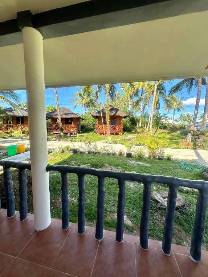 Cris & Mar Homestay Burgos  Екстериор снимка